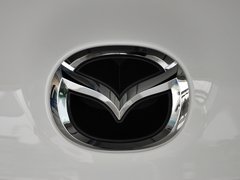 2013 三厢 2.0 自动 豪华型