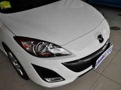 2013 三厢 2.0 自动 豪华型