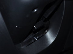 2013 两厢 1.6 手动 舒适型