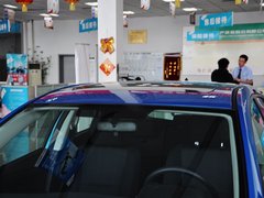 2013 两厢 1.6 自动 精英型