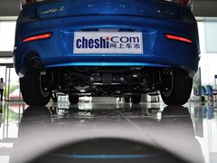 2013 两厢 1.6 自动 精英型