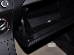 2013 两厢 1.6 自动 精英型
