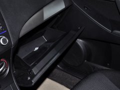 2013 两厢 1.6 自动 精英型