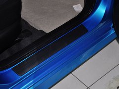 2013 两厢 1.6 自动 精英型