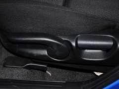 2013 两厢 1.6 自动 精英型