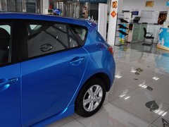 2013 两厢 1.6 自动 精英型