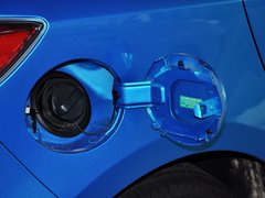 2013 两厢 1.6 自动 精英型