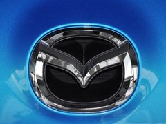 2013 两厢 1.6 自动 精英型