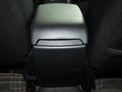 2013 两厢 1.6 自动 精英型