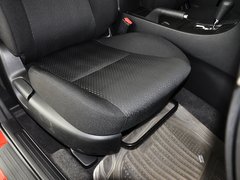 2013 两厢 1.6 自动 精英型
