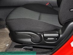 2013 两厢 1.6 自动 精英型