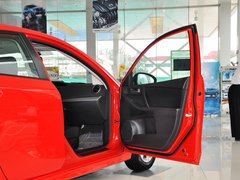 2013 两厢 1.6 自动 精英型