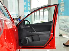 2013 两厢 1.6 自动 精英型