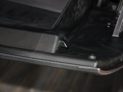 2013 两厢 1.6 自动 精英型