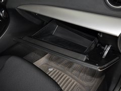 2013 两厢 1.6 自动 精英型