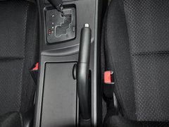2013 两厢 1.6 自动 精英型