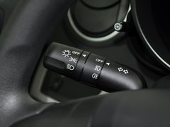 2013 两厢 1.6 自动 精英型