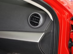 2013 两厢 1.6 自动 精英型