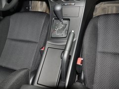 2013 两厢 1.6 自动 精英型