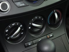 2013 两厢 1.6 自动 精英型