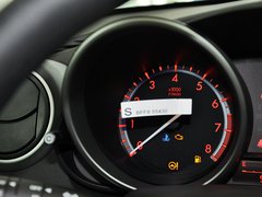 2013 两厢 1.6 自动 精英型