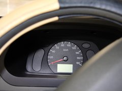 2010款 1.2L 手动 标准型I短车身