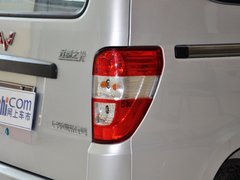 2010款 1.0L 手动 实用型短车身