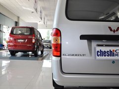 2010款 1.0L 手动 实用型短车身