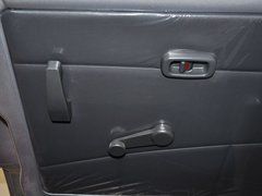 2010款 1.0L 手动 实用型短车身