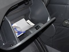 2010款 1.0L 手动 实用型短车身