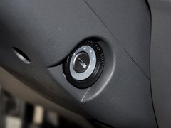 2010款 1.0L 手动 实用型短车身