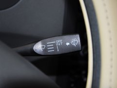 2010款 1.0L 手动 实用型短车身
