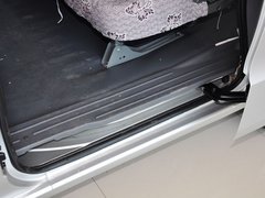 2010款 1.0L 手动 实用型短车身