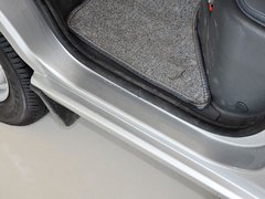 2010款 1.0L 手动 实用型短车身