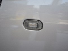 2010款 1.0L 手动 实用型短车身