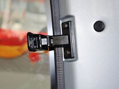 2010款 1.0L 手动 实用型短车身