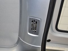 2010款 1.0L 手动 实用型短车身