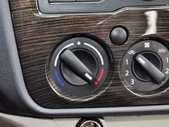 2013款 1.2L 手动 标准型