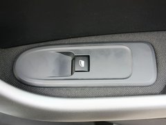 2013款 1.6L 手动 舒适版
