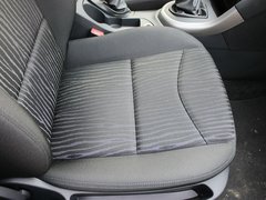 2013款 1.6L 手动 舒适版