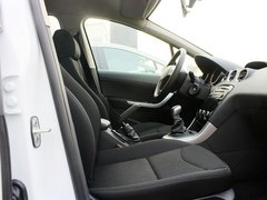 2013款 1.6L 手动 舒适版