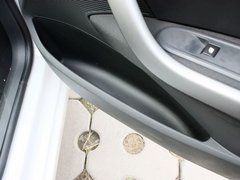 2013款 1.6L 手动 舒适版