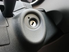 2013款 1.6L 手动 舒适版