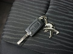 2013款 1.6L 手动 舒适版