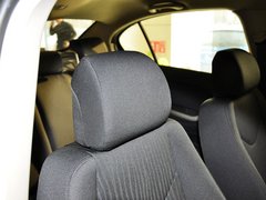 标致408 2013款 1.6L 手动 舒适版