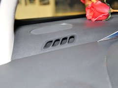 标致408 2013款 1.6L 手动 舒适版