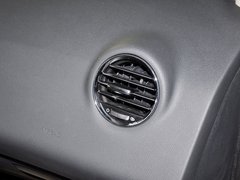 标致408 2013款 1.6L 手动 舒适版
