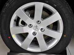 2013款 1.6L 手动 舒适版