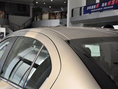 标致408 2013款 1.6L 手动 舒适版