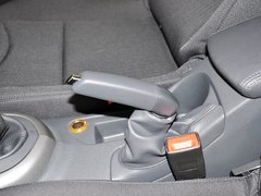 2013款 1.6L 手动 舒适版